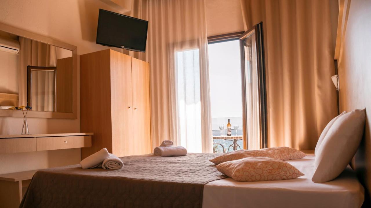 Beach Hotel Kapahi Pefkari Exteriér fotografie