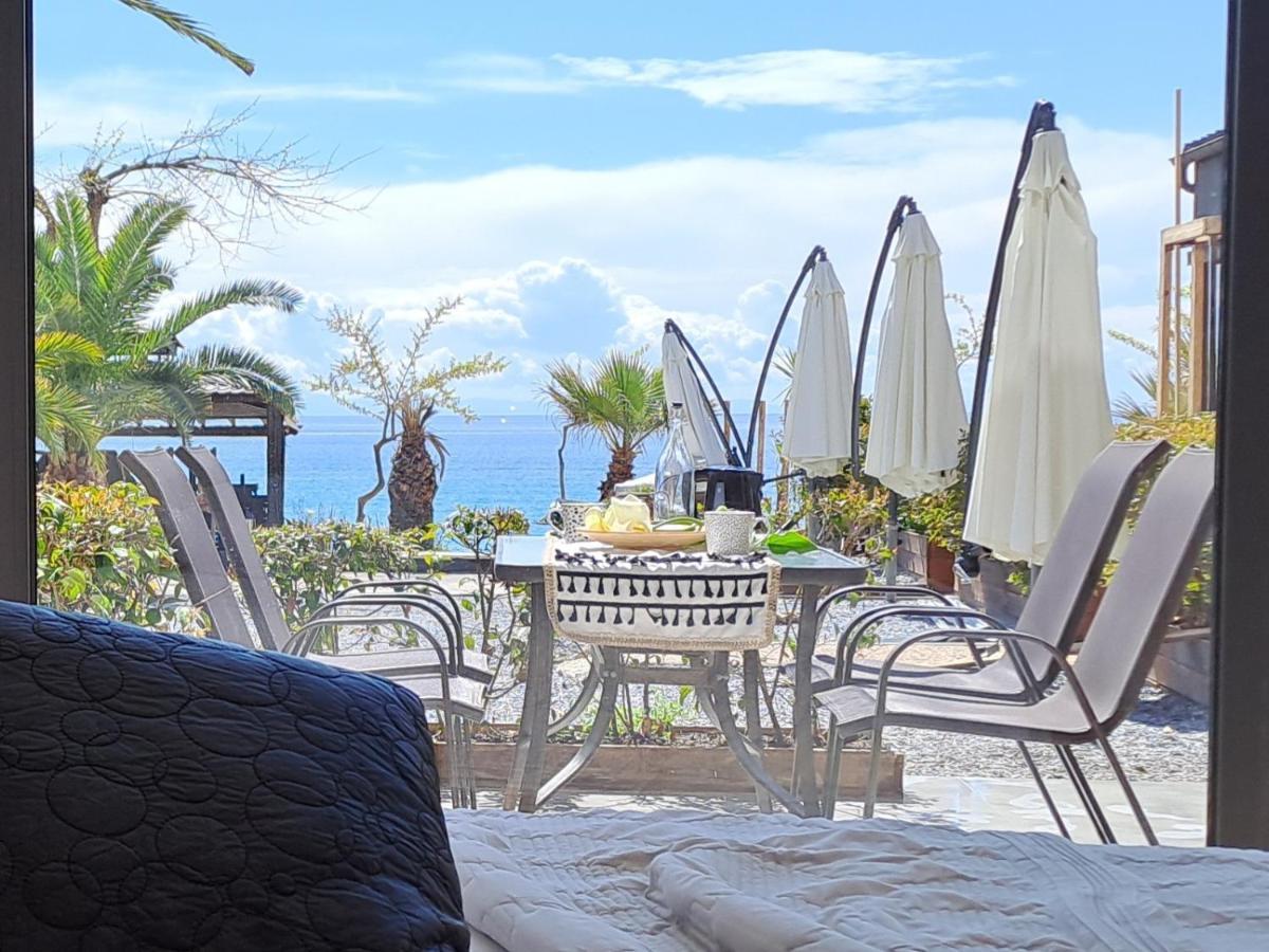 Beach Hotel Kapahi Pefkari Exteriér fotografie